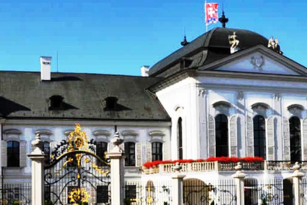 Diamond Residence In Old Town With Free Parking Bratislava Exterior foto